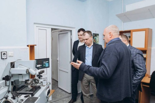 Луганский ЦСМ стал ключевым звеном интеграции новых регионов в систему технического регулирования России