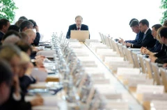 Борьба с некачественными стройматериалами и оборотом лекарств: итоги заседания Госкомиссии